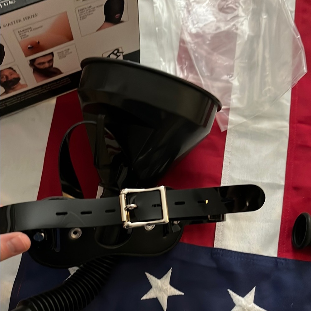 Like-new black Funnel by Master Series - Picture 3 of 13